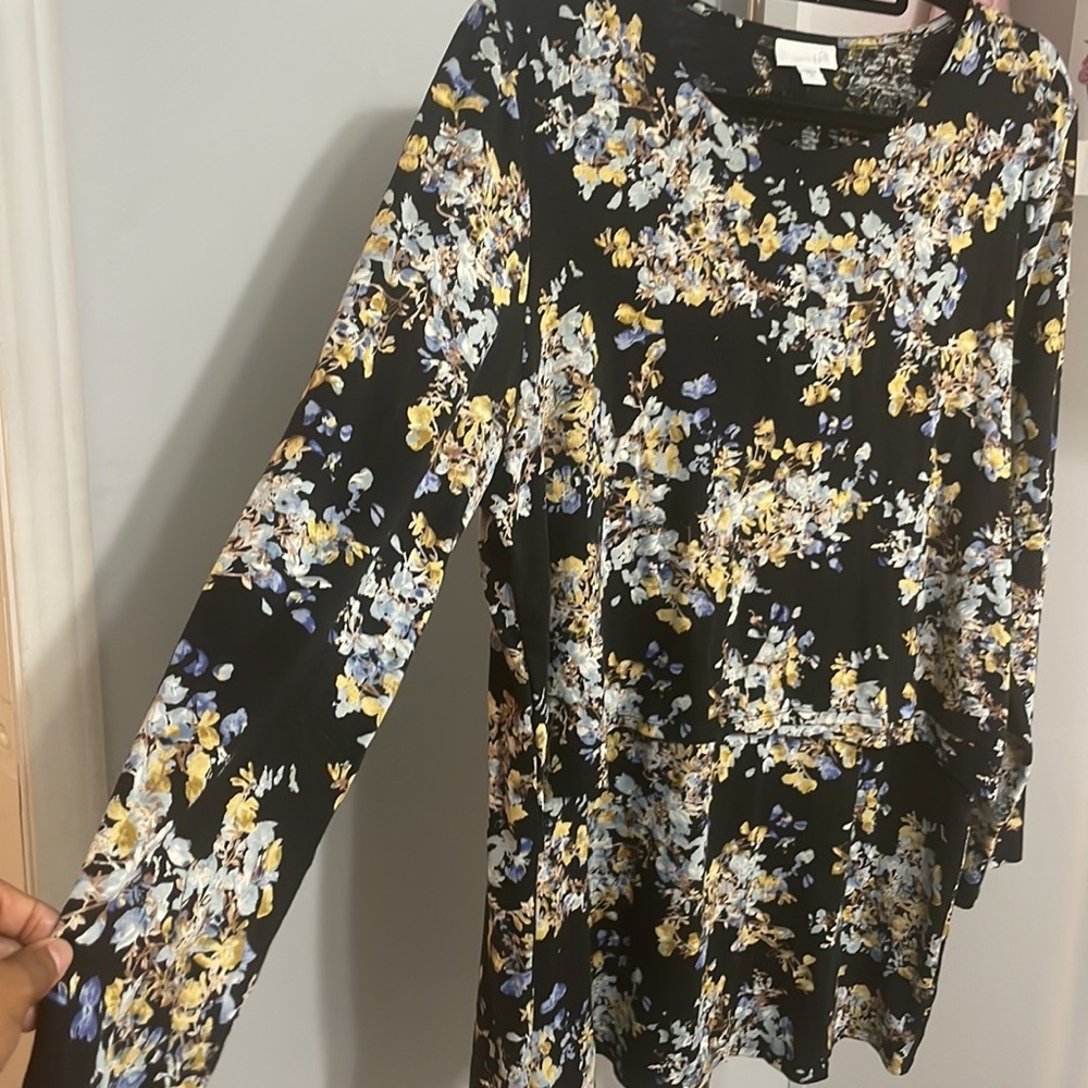 J Jill Black Blue Floral Overlay Tunic - Picture 2 of 10